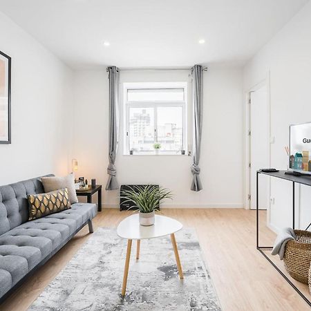 Guestready - Japandi-Chic Home In Central Porto Exterior photo