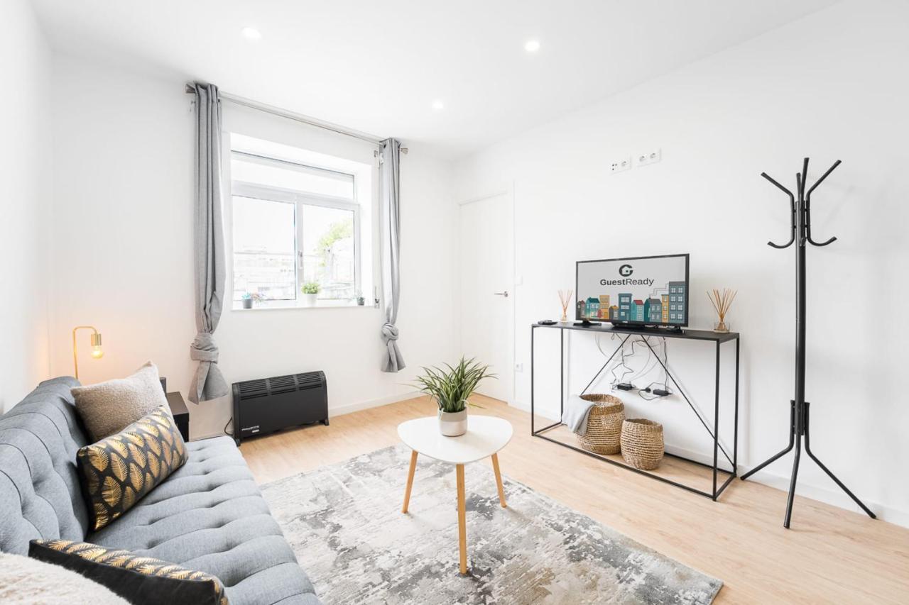 Guestready - Japandi-Chic Home In Central Porto Exterior photo